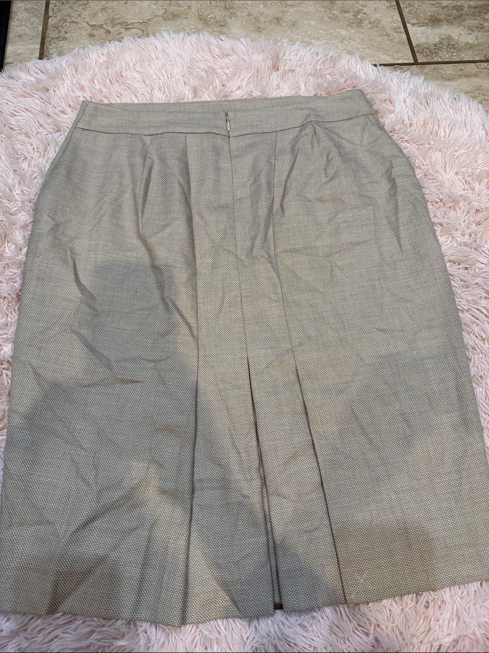 Ann Taylor Light Beige Pencil Skirt - Tailored Office Wear - Picture 3 of 5